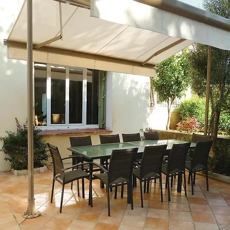 Holiday La Garde I Holiday home