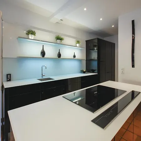 Holiday home Holiday La Garde I